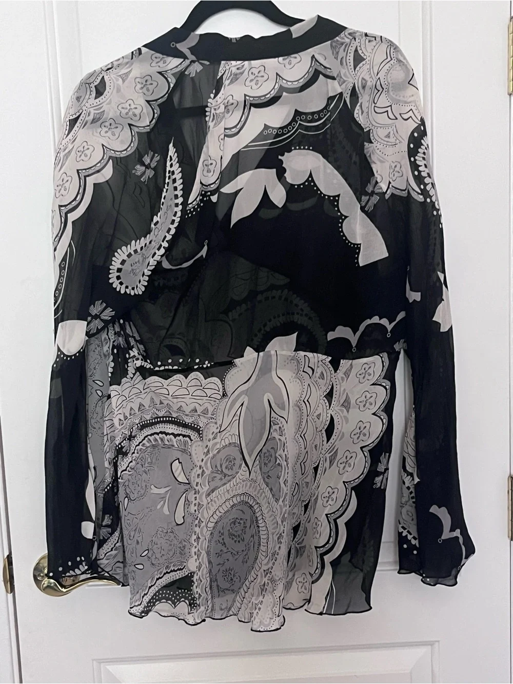 Chico's Black and White Paisley Sheer Silk V-Neck Blouse 14/16 - Picture 8 of 8